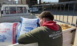 Başkan Çerçioğlu'ndan Karacasu'da küçük üreticilere yem desteği