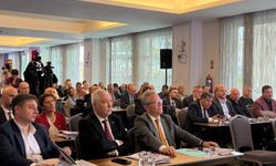 Başkan Tetik Ege Belediyeler Birliği encümen üyeliğine yeniden seçildi