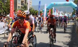 Cumhurbaşkanlığı Bisiklet Turu'nun ikinci etabı, Aydın’dan start aldı