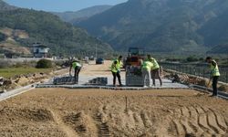 Aydın Büyükşehir’den Buharkent’te yol yapım çalışması
