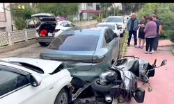 Trafik kazasında 5 araç hasar gördü, 1 yaralı