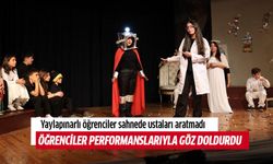 Yaylapınarlı öğrenciler sahnede ustaları aratmadı