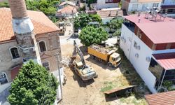 Nazilli’de yol yenileme çalışmaları sürüyor