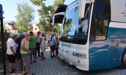 Aydın Büyükşehir Belediyesi Mobil Halk Ege Et'e Kuşadası'nda vatandaşlardan yoğun ilgi