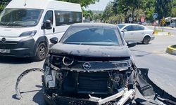 Otomobille çarpışan kamyonet refüje çıktı: 1 yaralı