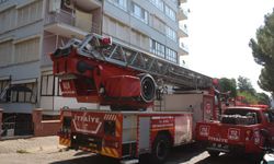 Apartmandan gelen yanık kokusu itfaiyeyi harekete geçirdi