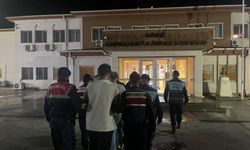 Otelde 14 düzensiz göçmen yakalandı