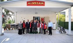 Aydın Valisi Varol yaşlı çınarların gönlünü aldı