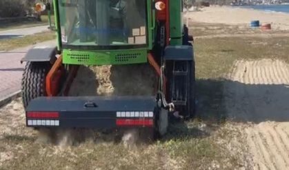 Kuşadası'nın dünyaca ünlü plajları turizm sezonuna hazırlanıyor