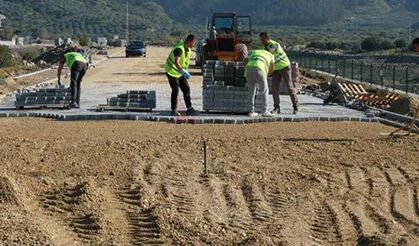 Aydın Büyükşehir’den Buharkent’te yol yapım çalışması