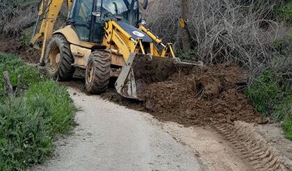 Efeler Belediyesi kapanan yolları ulaşıma açıyor