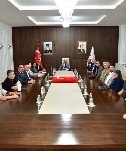 Vali Varol, şehit yakınları ve gazileri makamında ağırladı