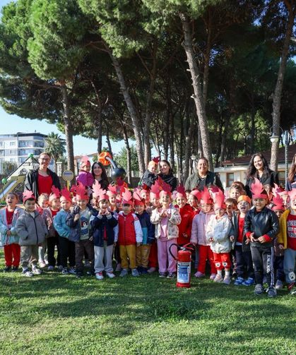 Aydın Büyükşehir Belediyesi Çocuk Gelişim Merkezleri'nde Eğitici İtfaiye etkinliği