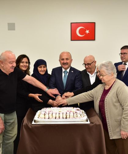 Aydın Valisi Varol yaşlı çınarları unutmadı