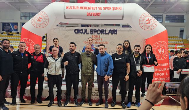 Aydınlı sporcular şampiyonadan 3 madalya ile döndü