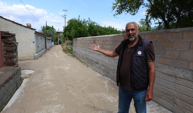 Yazırlı’da yollar yenileniyor