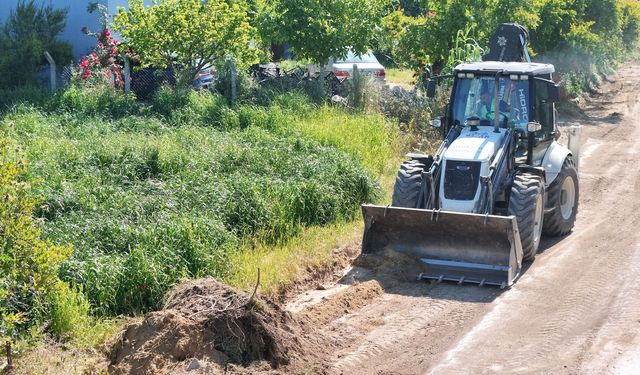 Başkan Çerçioğlu kırsal mahallelerden kent merkezlerine kadar Aydın’ın dört bir yanında çalışmalarını sürdürüyor