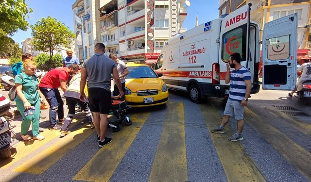 Yolun karşısına geçmek isteyen kadına taksi çarptı: 1 yaralı