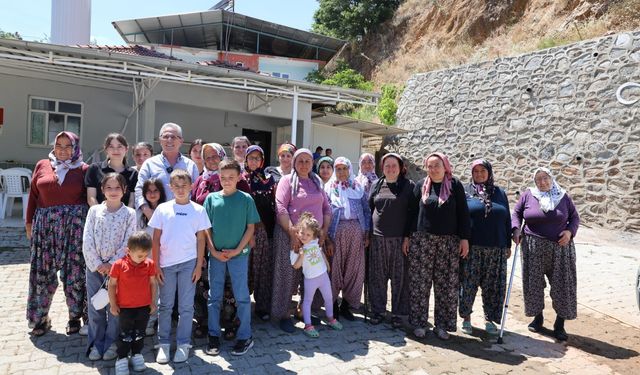 Başkan Tetik mahalle sakinleri ile bir araya geldi