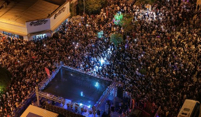 Başkan Çerçioğlu Nazilli’de vatandaşları ‘Yaz Konseri’ ile buluşturdu