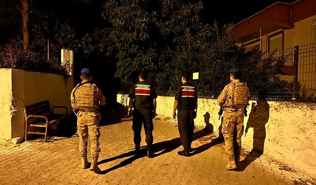 Bozdoğan’da jandarmadan gece boyu yangın ve hırsızlık denetimi