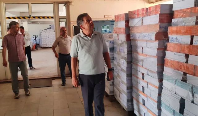 Nazilli’de ders kitabı dağıtımı öncesi hazırlıklar denetlendi