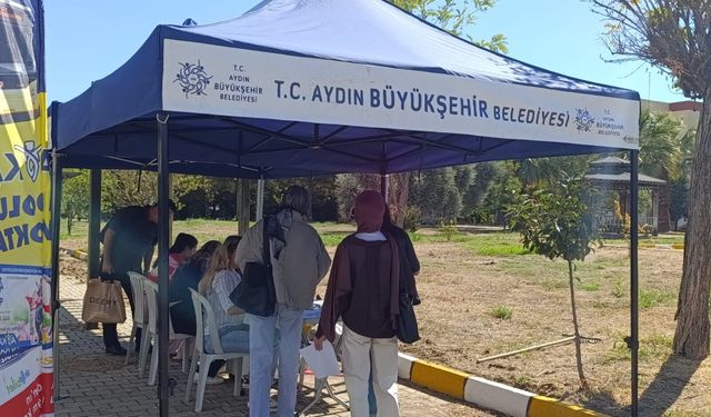 Aydın Büyükşehir Belediyesi’nin üniversite öğrencilerine AYKART hizmeti sürüyor