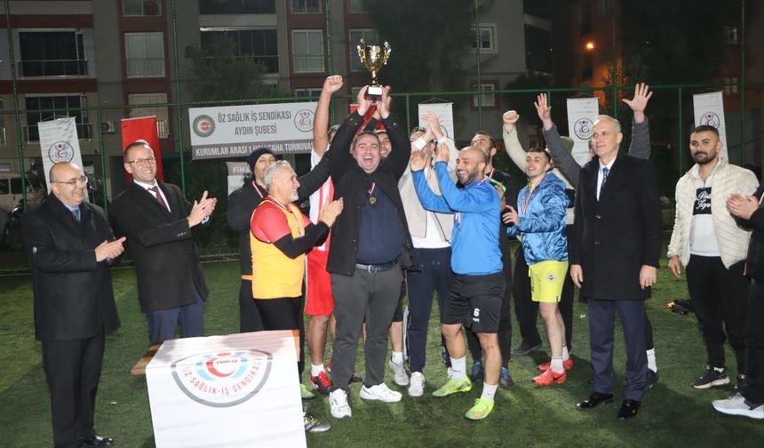 Turnuvanın şampiyonu Nazilli Devlet Hastanesi