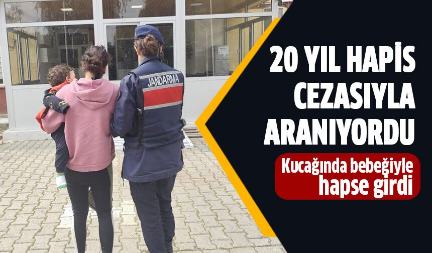 Kucağında bebeğiyle hapse girdi