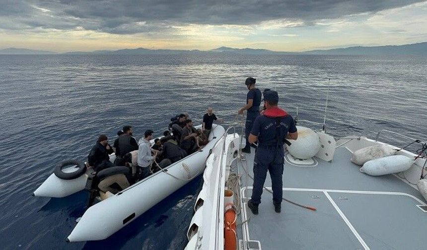 Aydın'da 19 düzensiz göçmen kurtarıldı
