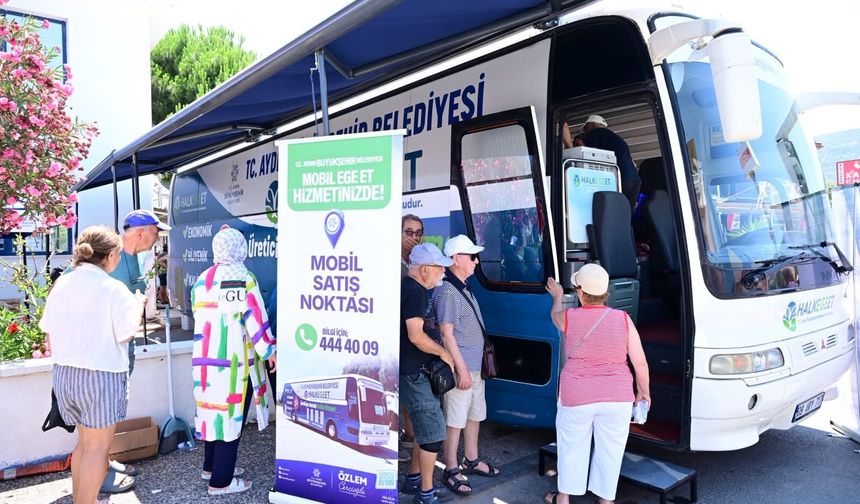 Aydın Büyükşehir Belediyesi Mobil Halk Ege Et aracına Didim'de yoğun ilgi