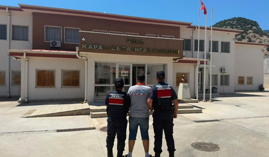 8 yıl 4 ay hapisle aranıyordu, yakalandı