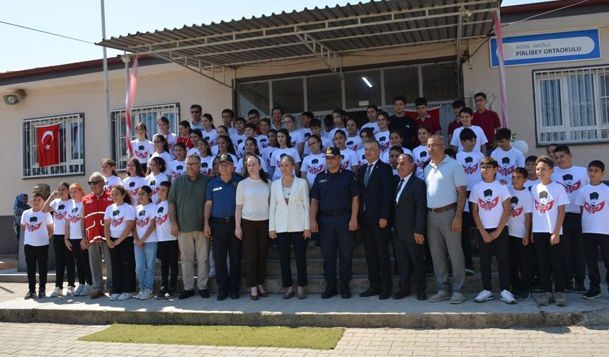 Nazilli’de karne heyecanı yaşandı