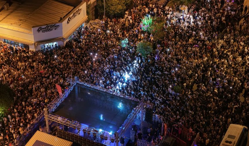 Başkan Çerçioğlu Nazilli’de vatandaşları ‘Yaz Konseri’ ile buluşturdu