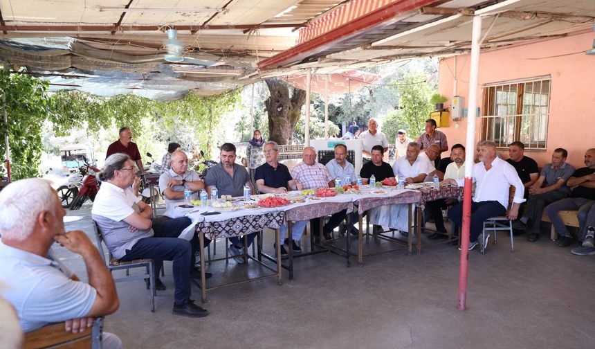 Başkan Tetik, Arslanlı ve Sailer'de vatandaşları dinledi