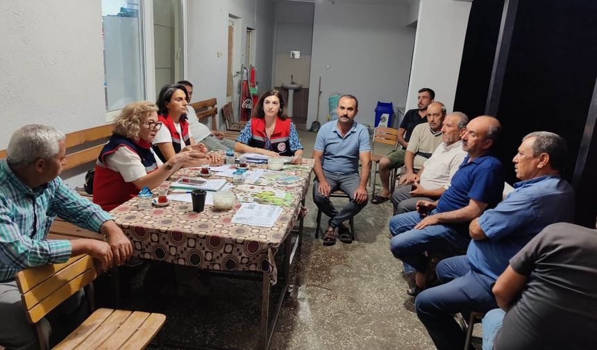 Nazilli'de incirde kaliteli üretim için üreticiler bilgilendirildi
