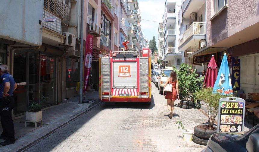 Aydın'da apartman dairesinde patlama: 1'i ağır 2 yaralı