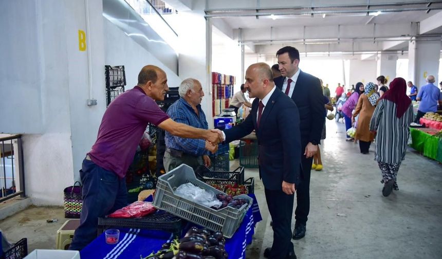 Vali Varol, Buharkent’te esnaf ve vatandaşlarla bir araya geldi