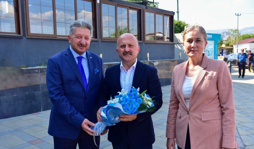 Vali Varol Nazilli Ticaret Odası’na iade-i ziyarette bulundu