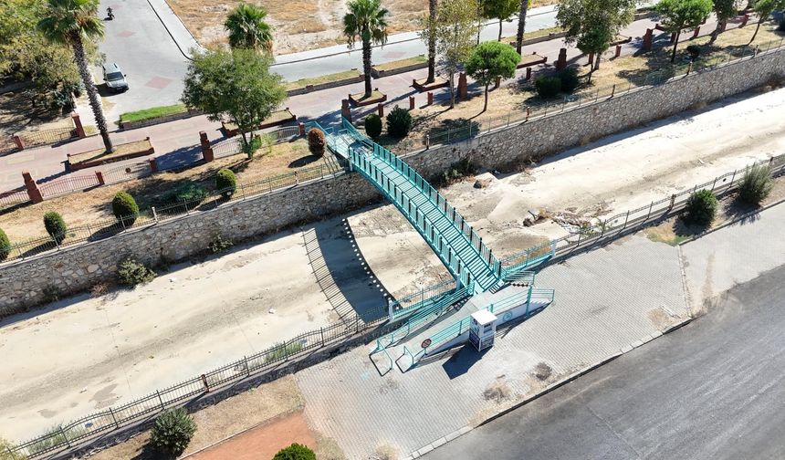 Nazilli Belediyesi'nden Yeşil Mahalle'de köprü güvenliğine yeni düzenleme