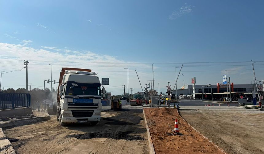 Başkan Çerçioğlu Aydın’ın dört bir yanında yol yapım ve yenileme çalışmalarını sürdürüyor