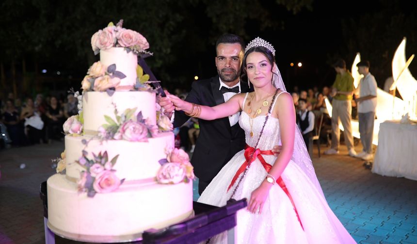 Ayşenur ve Ümit mutluluğa ‘evet’ dedi