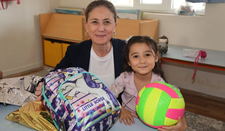 Nazilli’de kırsal mahallelerdeki öğrencilere eğitim desteği