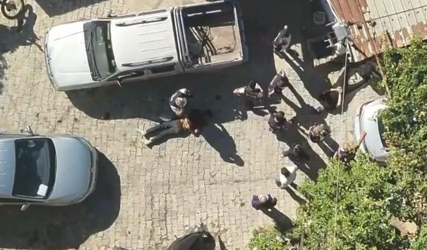Patlayıcı ile araca saldırının failleri yakalandı