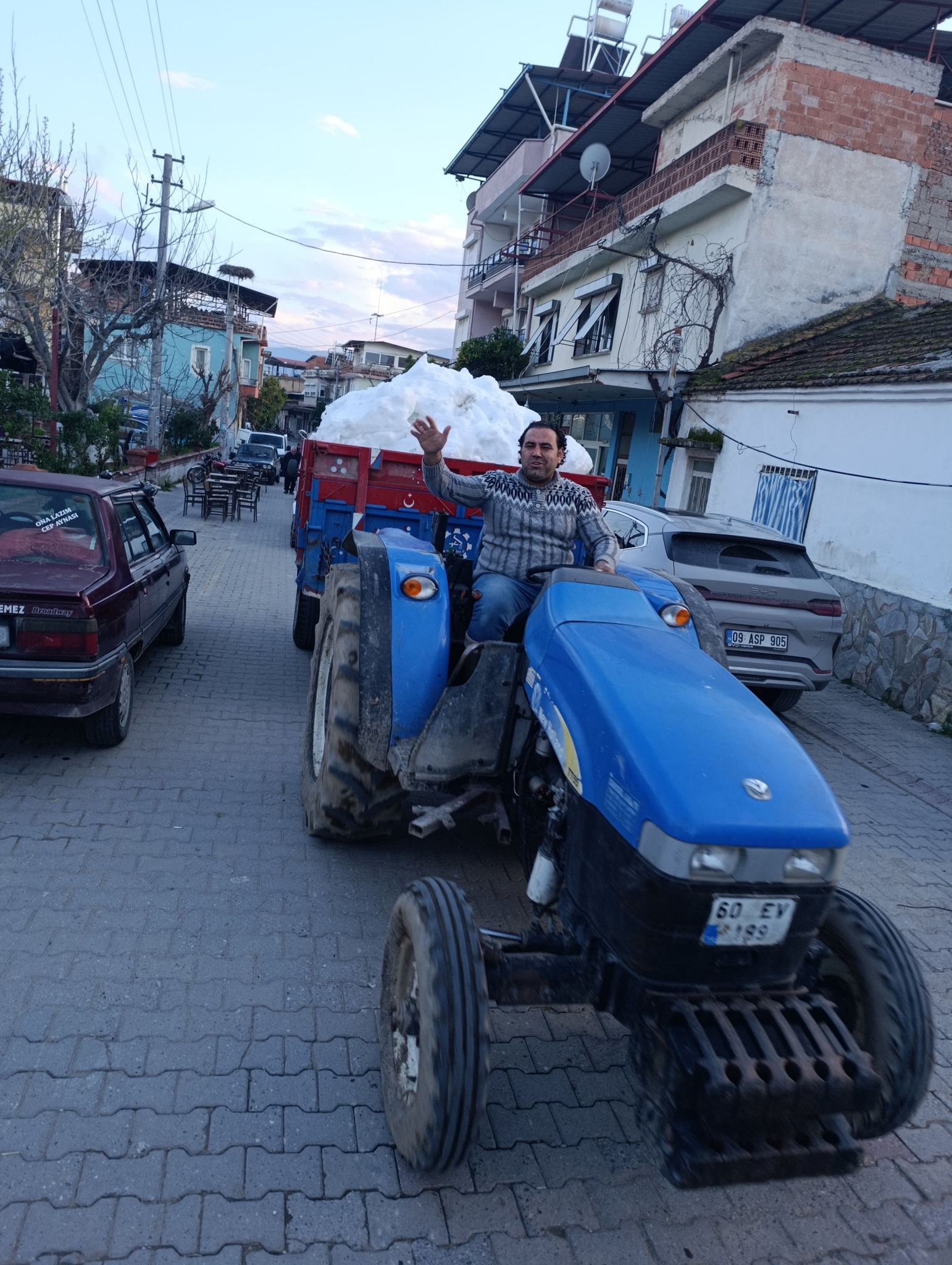 641514041 10239291237274943 8293615318294485072 N