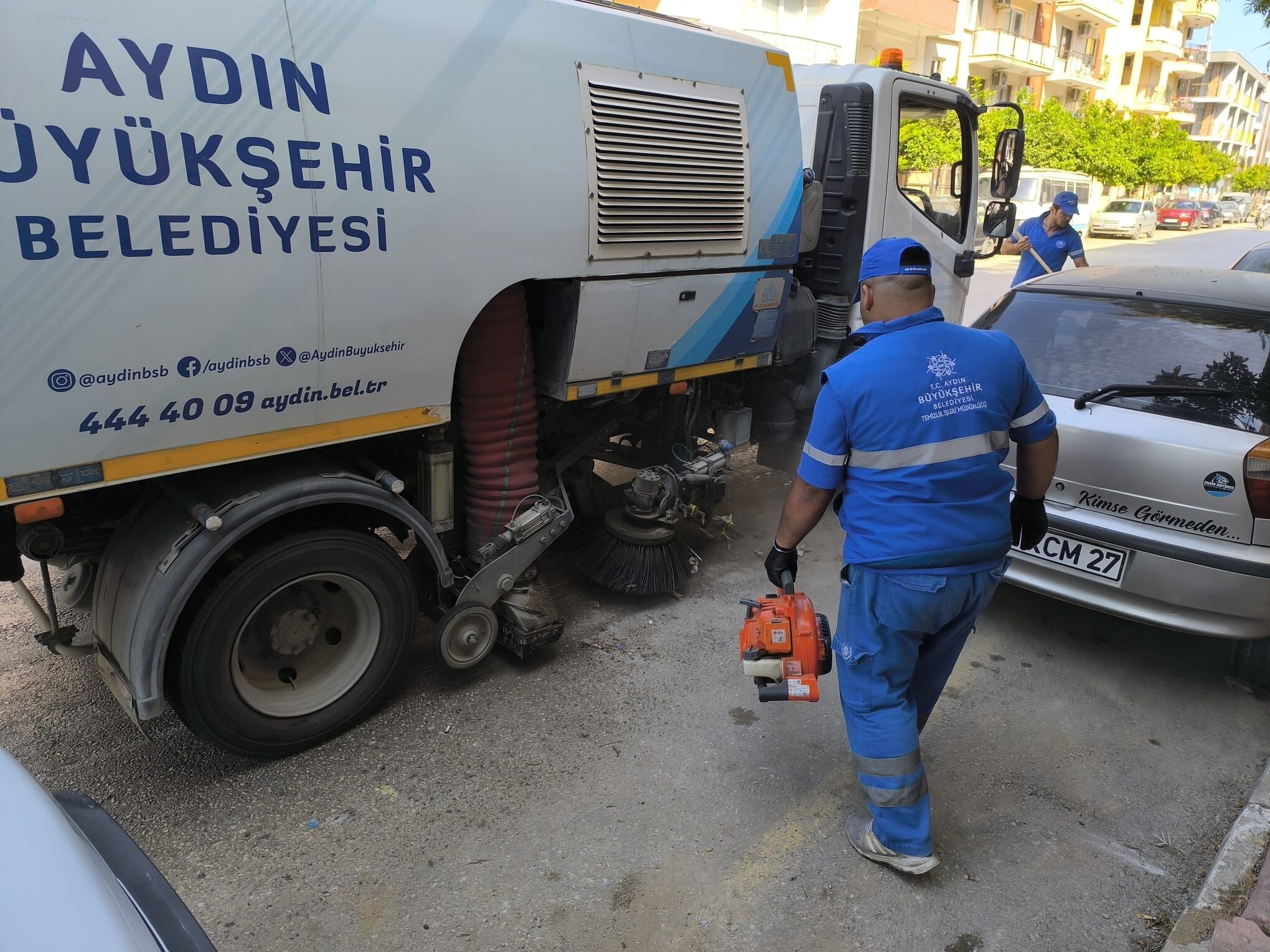Başkan Çerçioğlu'ndan Didim Ve Kuşadası’nda Bayram Çalışması (3)