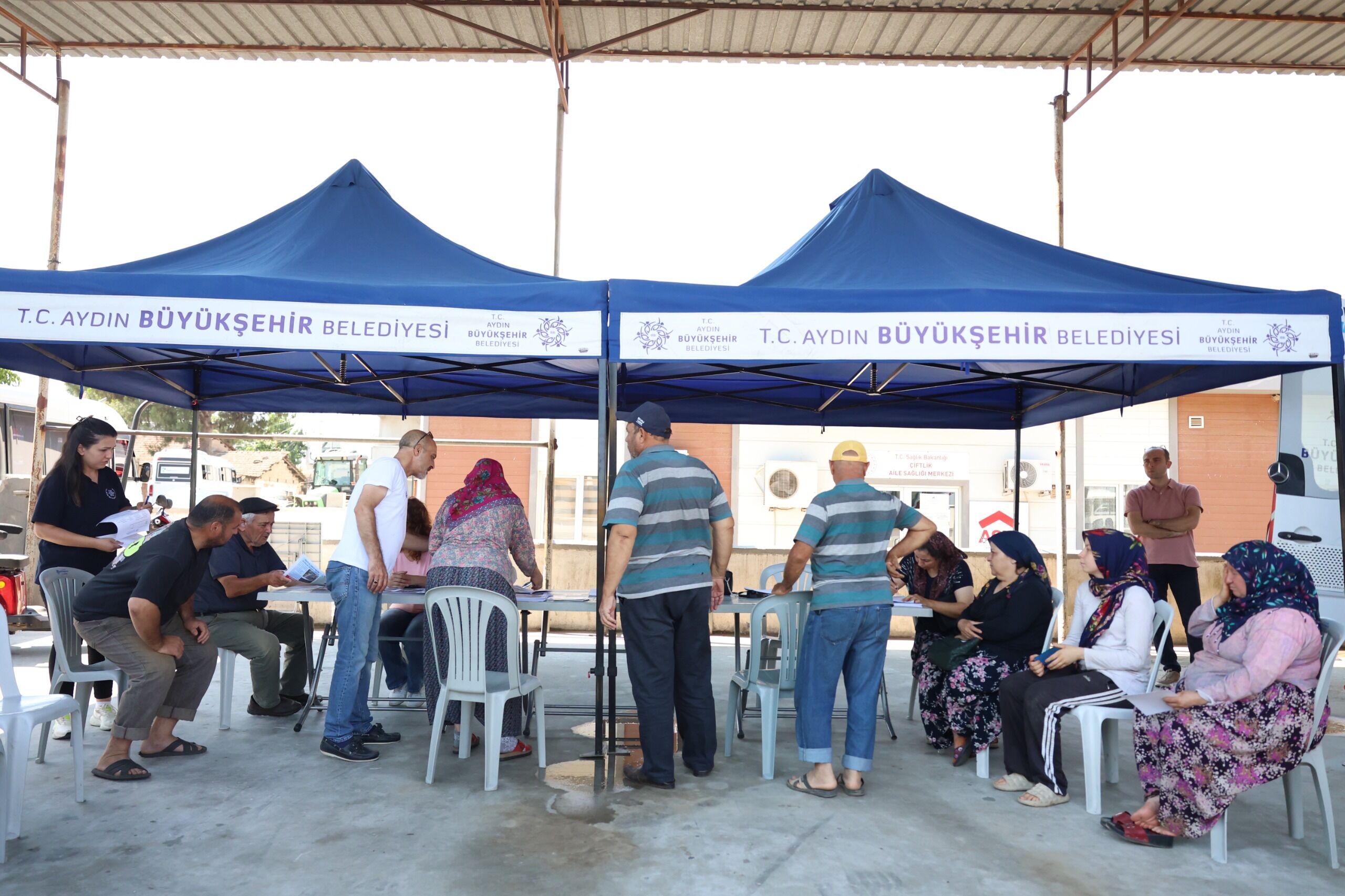 Başkan Çerçioğlu Aydın’ın Dört Bir Yanında Ağız Ve Diş Sağlığı Hizmetlerini Vatandaşlara Ulaştırıyor (1)