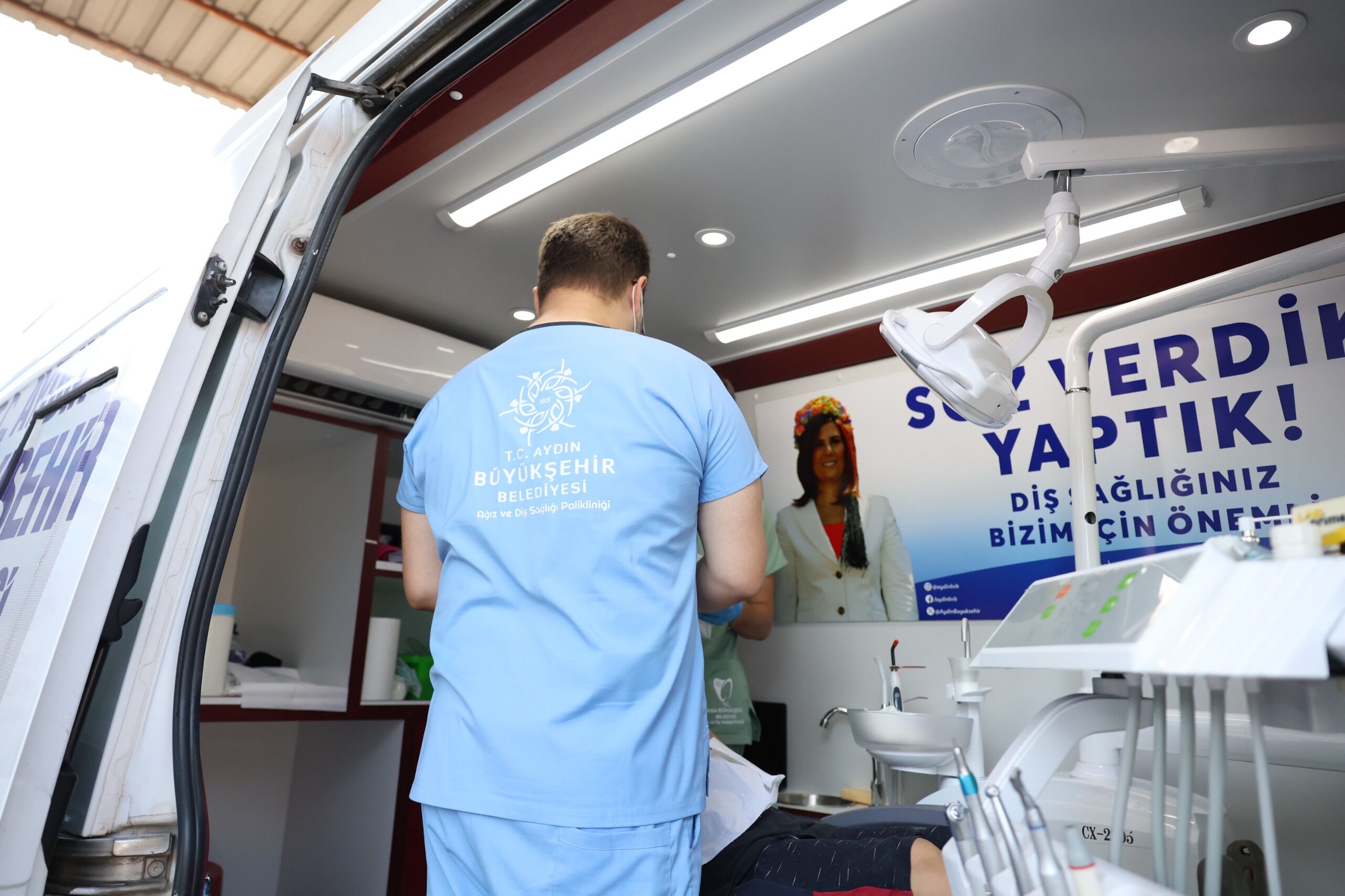 Başkan Çerçioğlu Aydın’ın Dört Bir Yanında Ağız Ve Diş Sağlığı Hizmetlerini Vatandaşlara Ulaştırıyor (4)