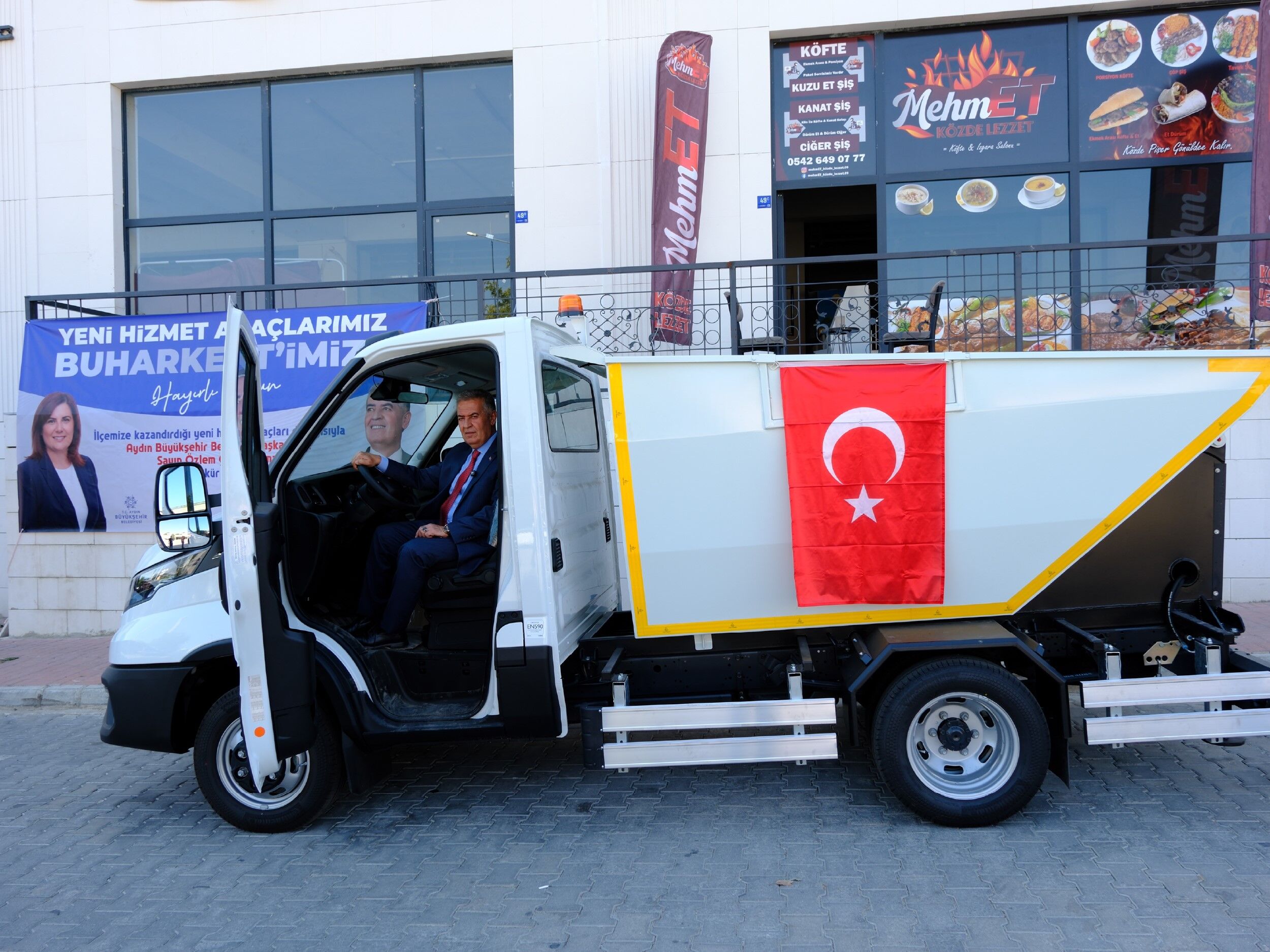Çerçioğlu’ndan Buharkent’e Yeni Araçlar (2)