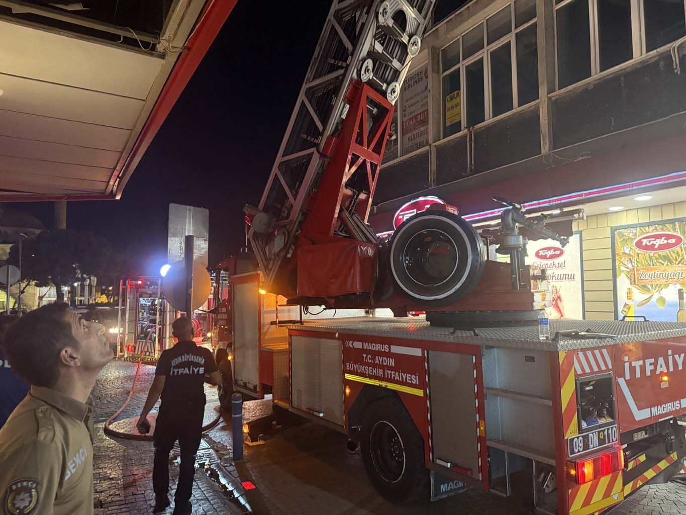 Efeler’de Panik Anları (3)